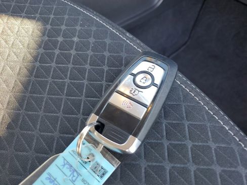 Used 2025 Ford Escape Active image 40