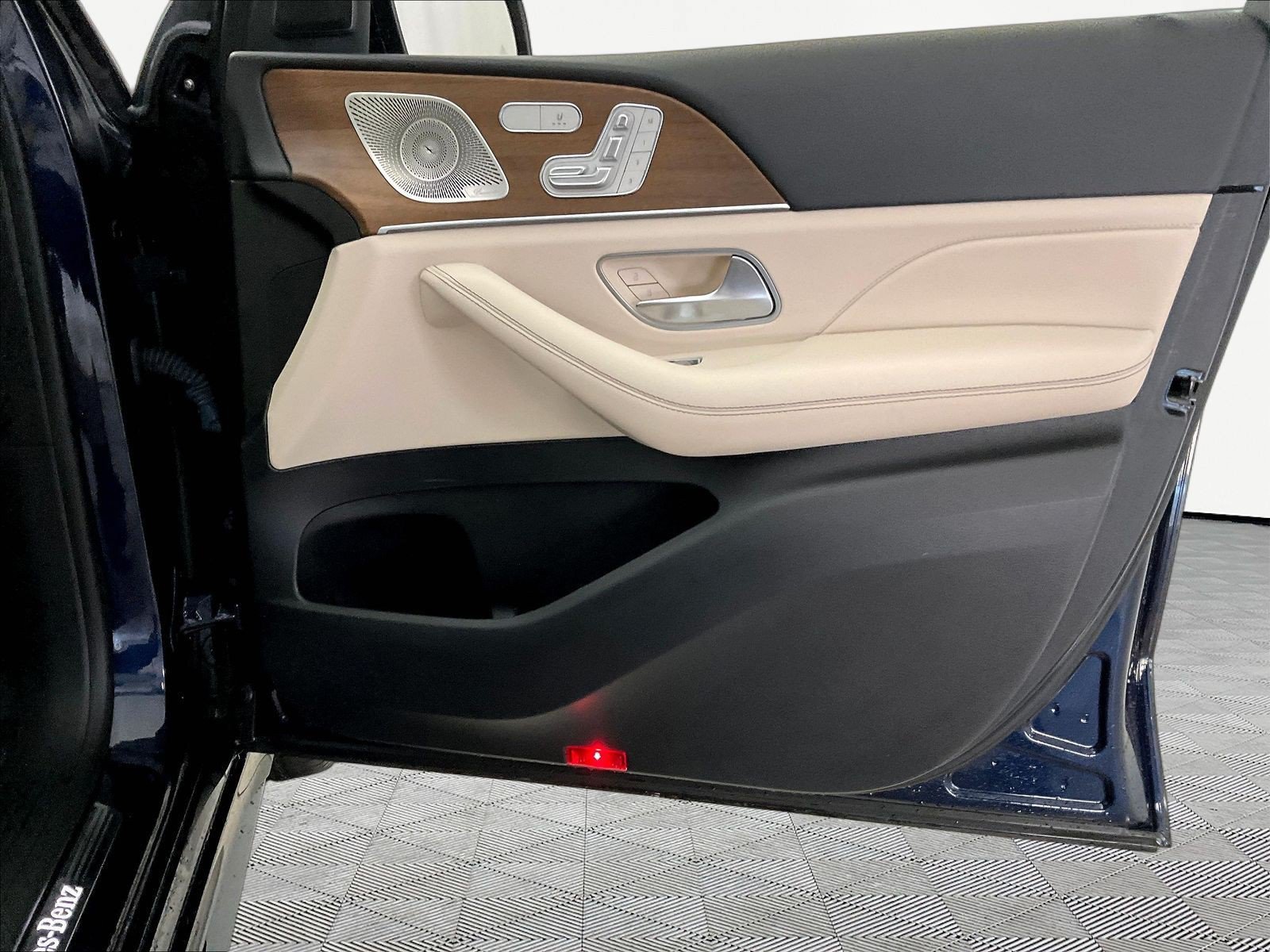 Certified 2021 Mercedes-Benz GLE 350 4MATIC image 28