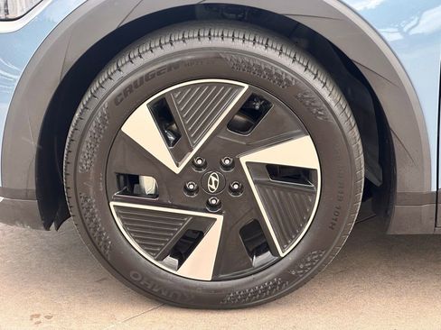 Used 2025 Hyundai Ioniq 5 SEL image 7