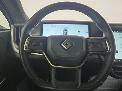 Used 2025 Rivian R1S Adventure AWD/4WD image 28