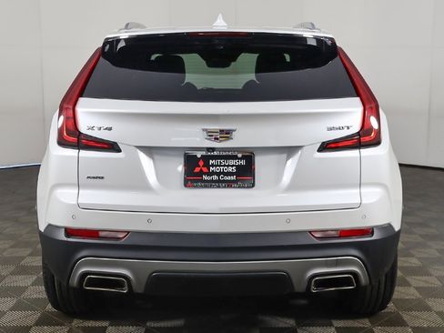 Used 2022 Cadillac XT4 Premium Luxury w/ Enhanced Visibility Package image 15