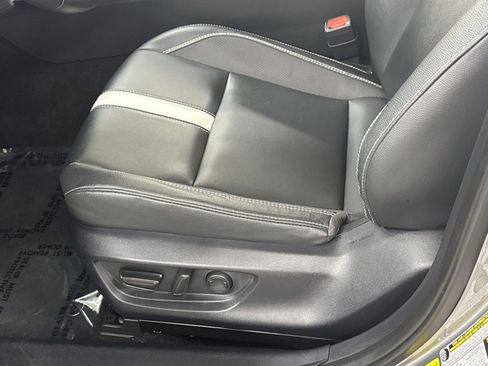 Used 2025 Toyota Camry SE FWD image 26