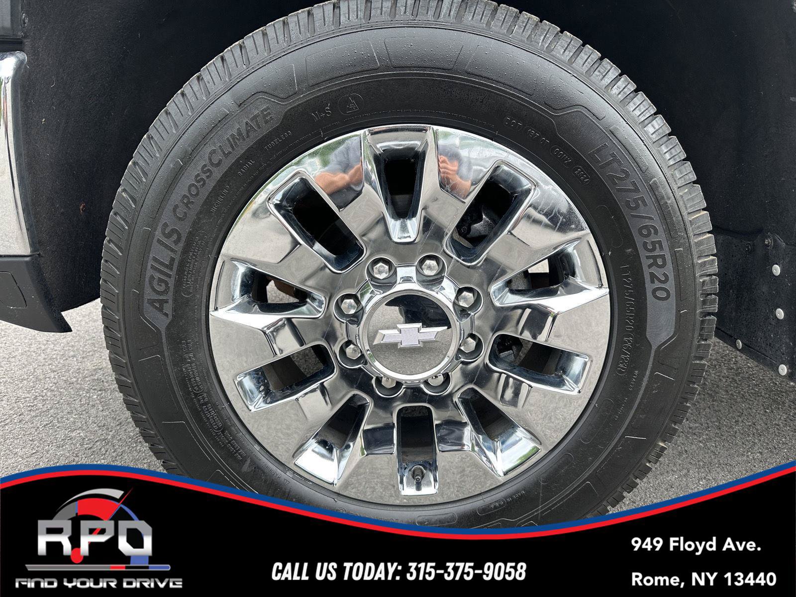 Used 2024 Chevrolet Silverado 2500 LTZ w/ LTZ Convenience Package AWD/4WD image 12