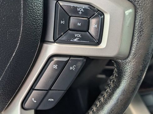 Used 2016 Ford F150 Lariat w/ Equipment Group 502A Luxury RWD image 14