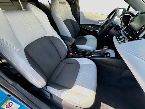 Used 2019 Toyota Corolla XSE FWD image 31