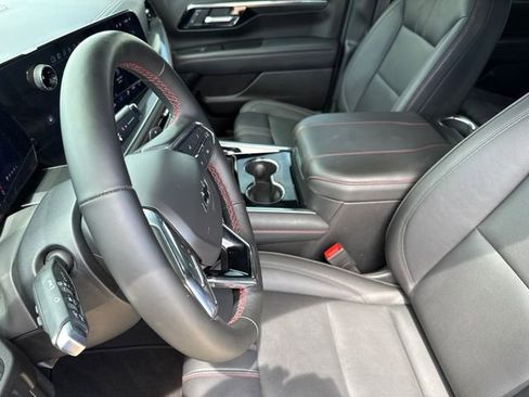 Used 2025 Chevrolet Tahoe RST w/ Comfort Package image 20