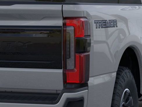 New 2026 Ford F350 Platinum w/ Tremor Off-Road Package image 21