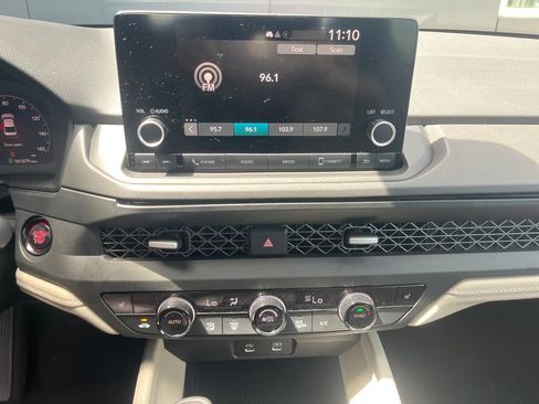 Used 2023 Honda Accord EX image 18