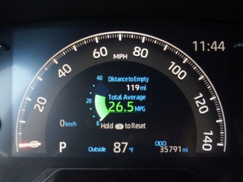 Used 2024 Toyota RAV4 LE AWD/4WD image 4