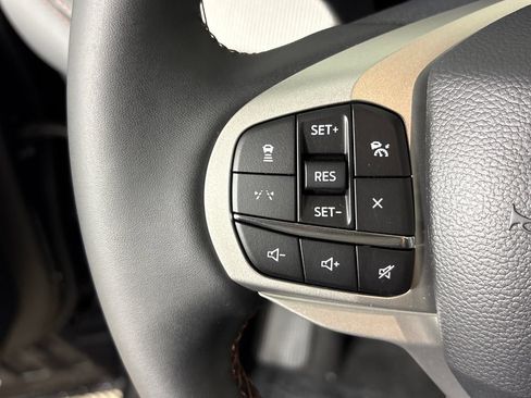 New 2026 Ford Explorer Active w/ Active Comfort Package RWD image 18