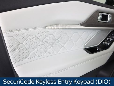 New 2026 Ford Explorer Platinum w/ LUX Leather Package image 29