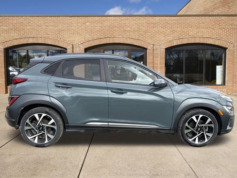 Used 2022 Hyundai Kona Limited image 2