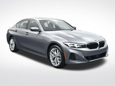 New 2026 BMW 330i xDrive Sedan w/ Premium Package AWD/4WD image 2