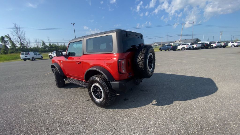 Used 2022 Ford Bronco Outer Banks w/ Sasquatch Package AWD/4WD image 6