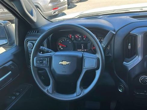 Used 2025 Chevrolet Silverado 1500 W/T image 19