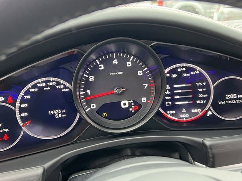 Used 2023 Porsche Panamera 4 Platinum Edition w/ Assistance Package image 26