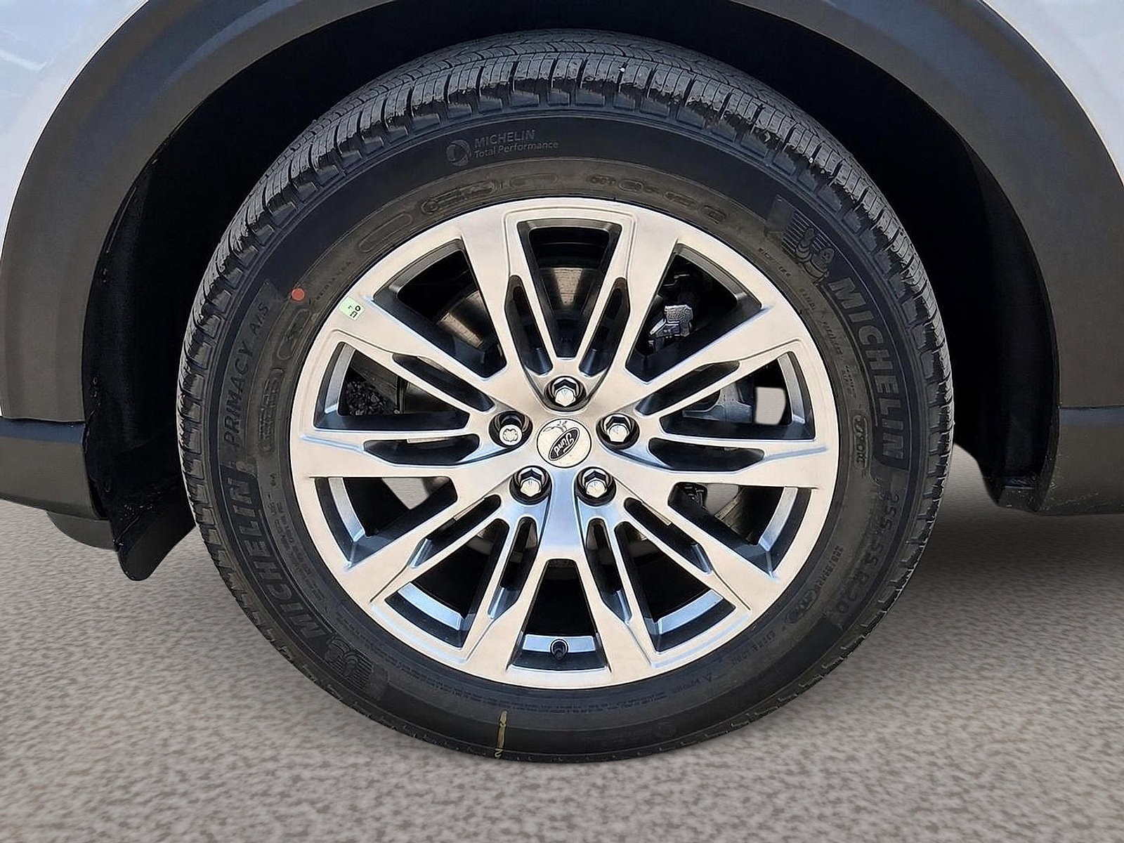 New 2026 Ford Explorer Platinum RWD image 9