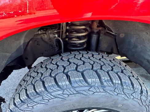 Used 2014 Ford F350 Lariat w/ Lariat Interior Package image 11