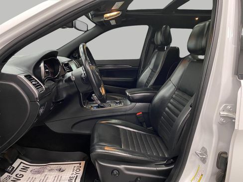 Used 2019 Jeep Grand Cherokee Limited X AWD/4WD image 29