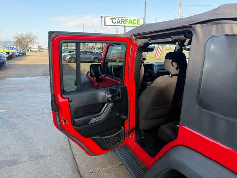 Used 2016 Jeep Wrangler Unlimited Sport image 19