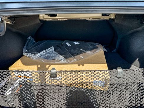 Certified 2025 Hyundai Elantra SEL image 36