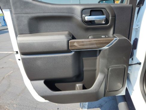 Used 2022 Chevrolet Silverado 1500 RST w/ Redline Edition image 23