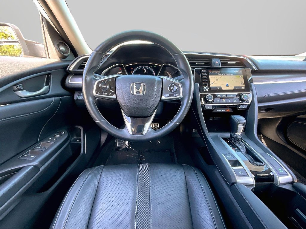 Used 2020 Honda Civic Touring image 9