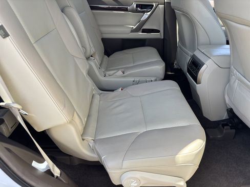 Used 2019 Lexus GX 460 Premium AWD/4WD image 12