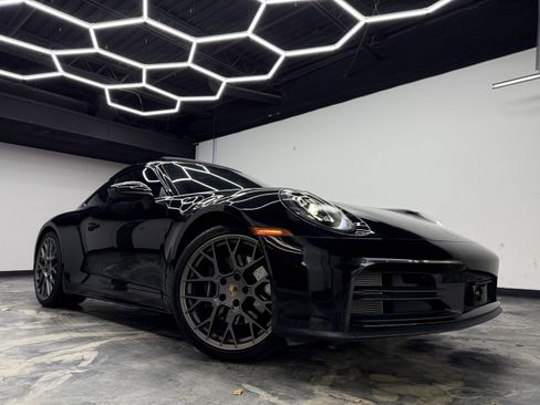Used 2025 Porsche 911 Carrera image 6