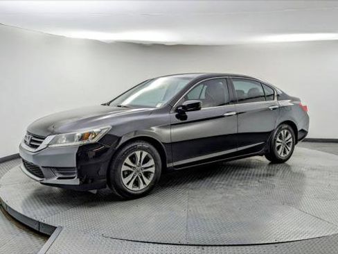 Used 2014 Honda Accord LX image 2