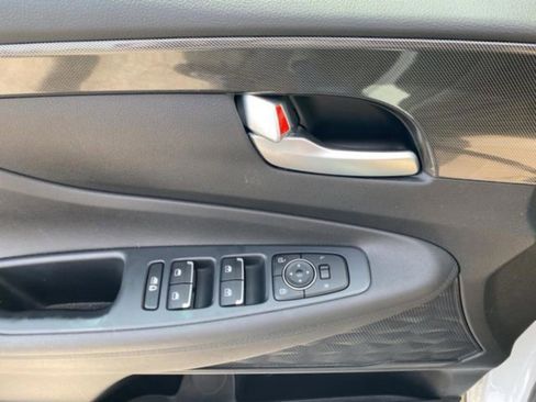 Certified 2023 Hyundai Santa Fe SEL FWD image 9