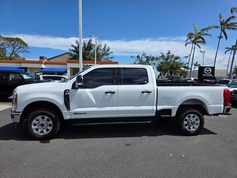 Used 2024 Ford F350 XLT image 4