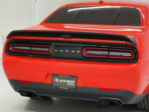 Used 2023 Dodge Challenger SRT Hellcat RWD image 14