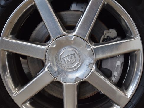 Used 2005 Cadillac XLR image 31