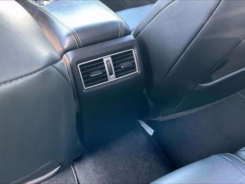 Used 2017 Nissan Maxima Platinum FWD image 29