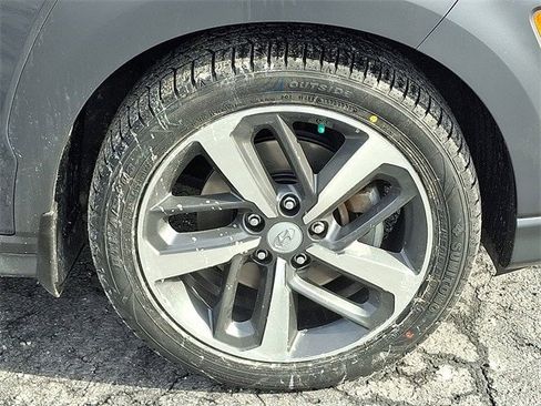 Certified 2021 Hyundai Kona Limited w/ Cargo Package image 8