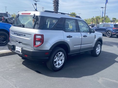 Used 2022 Ford Bronco Sport Base image 3