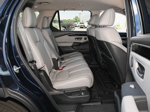 Used 2025 Honda Pilot EX-L image 44