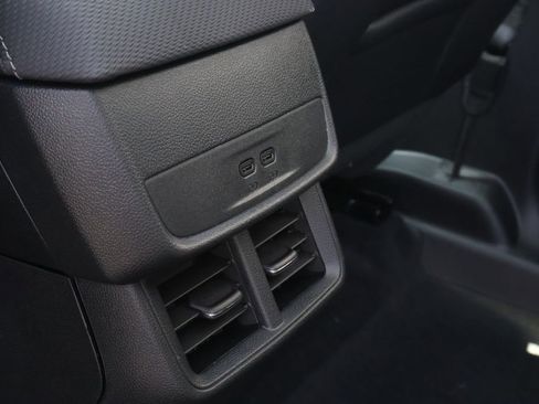 New 2026 Chevrolet Equinox LT w/ Convenience Package II FWD image 40