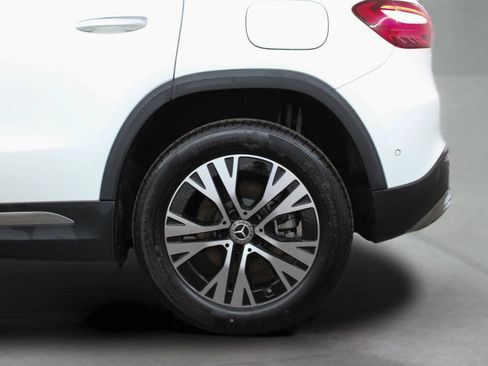 Used 2025 Mercedes-Benz GLA 250 4MATIC image 8