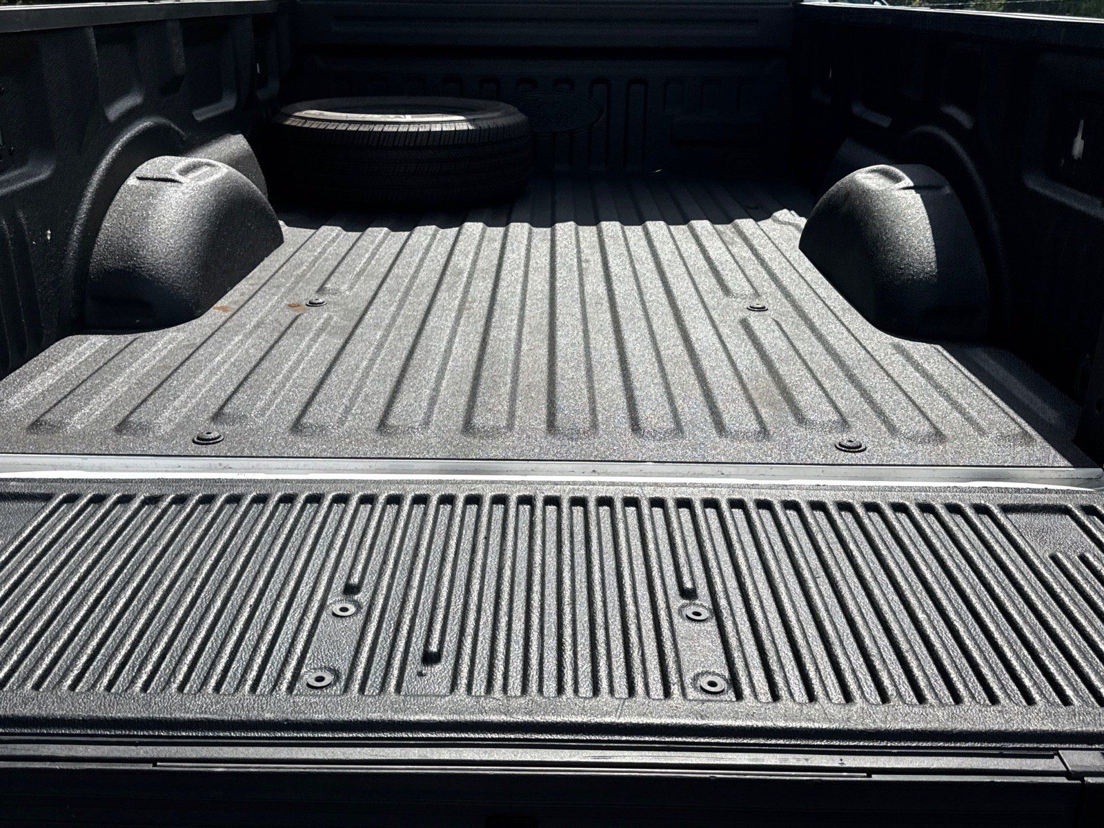 Used 2020 Ford F150 XL w/ Trailer Tow Package RWD image 6