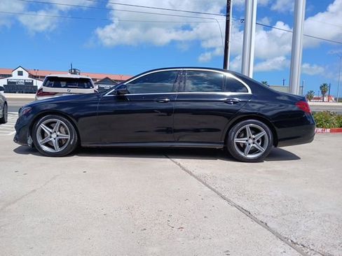Used 2017 Mercedes-Benz E 300 image 6