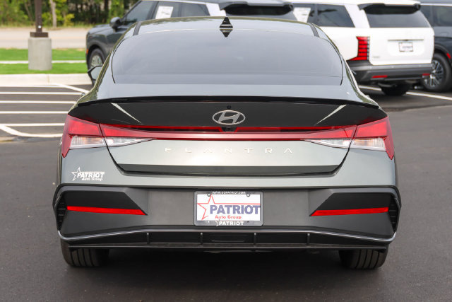 New 2026 Hyundai Elantra N Line FWD image 4