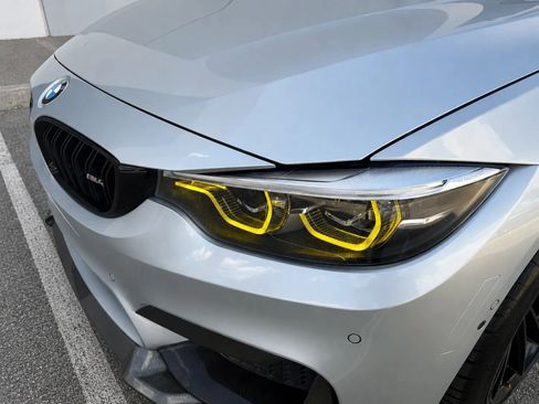 Used 2018 BMW M4 Coupe RWD image 13