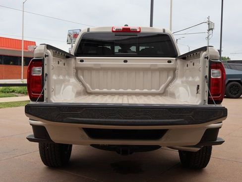 New 2026 GMC Canyon Elevation AWD/4WD image 16