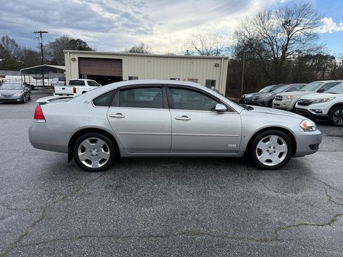 Used 2008 Chevrolet Impala SS w/ Convenience Package image 8