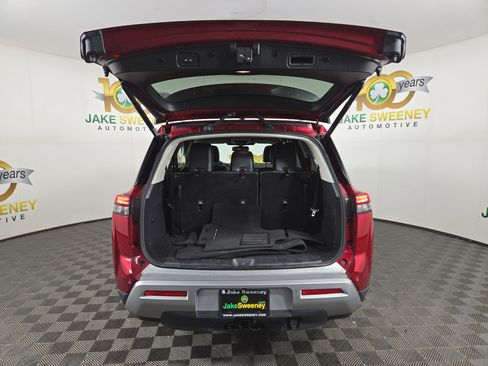 Used 2022 Nissan Pathfinder SL w/ SL Premium Package image 36