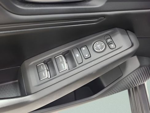 Used 2024 Honda Accord EX image 21