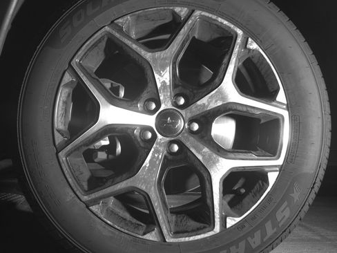 Used 2025 Jeep Compass Limited image 12