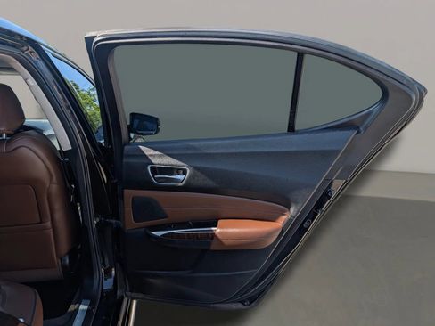 Used 2018 Acura TLX V6 w/ Technology Package FWD image 19